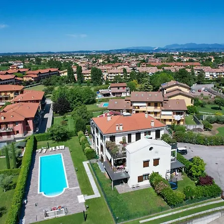Maison Gracieuse Lägenhet *