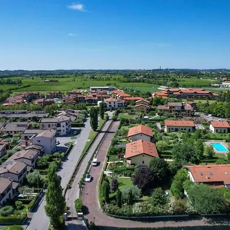 Maison Gracieuse Lägenhet *
